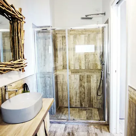 Elena Experience Πανσιόν